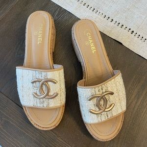 Chanel slip on espadrille sandals size 38